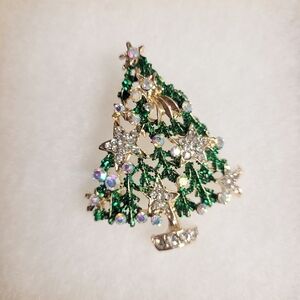 Star Christmas Tree Brooch NWT